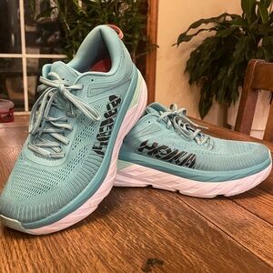 Hoka Bondi 7 One One 9 and 1/2 teal running shoes athletic